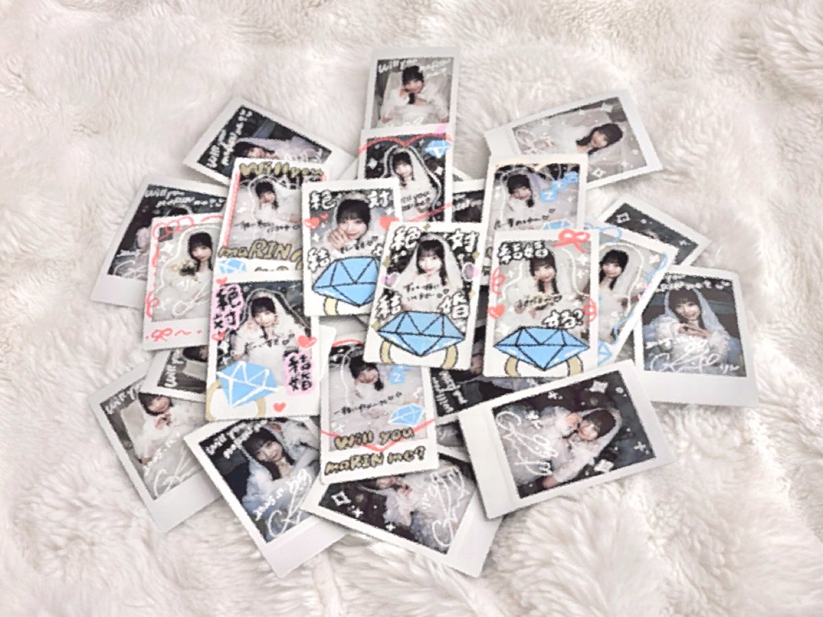 このあと21時から〜⏰ 生誕ランチェキ販売です‼️ ＼ ランダムで