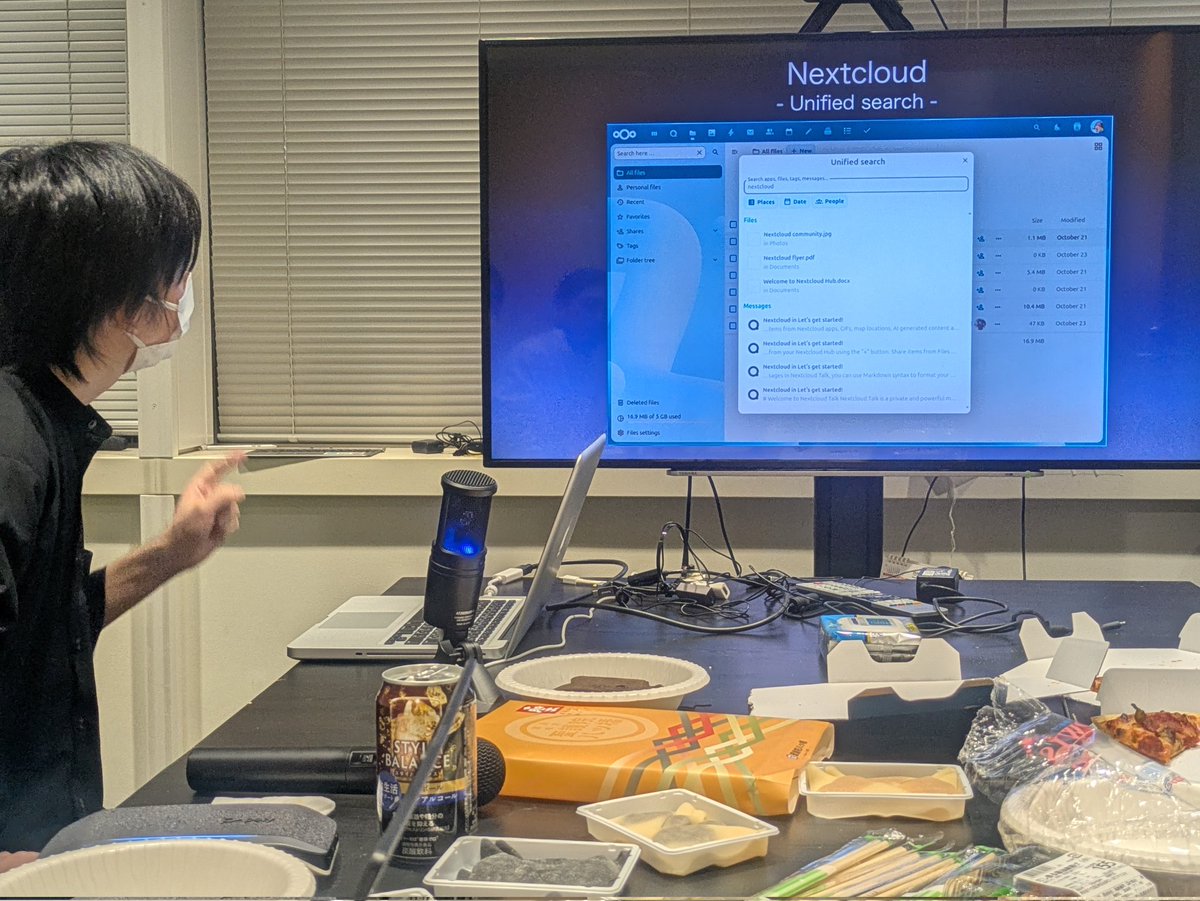 naru0ga's tweet photo. いとうさんのNextcloud検索機能について考える発表。unified search便利だけど言いたいこともある。画面どまんなかに出ると邪魔くさい。画面に出てるコンテンツを検索したいときとか #nextcloudjp https://t.co/ksspzowXpe