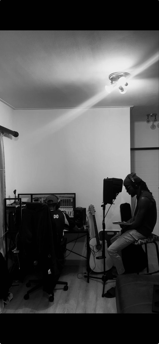 DP_MALLY's tweet photo. Cooking with my brother @apolloskillz https://t.co/68lrjb1Wuu