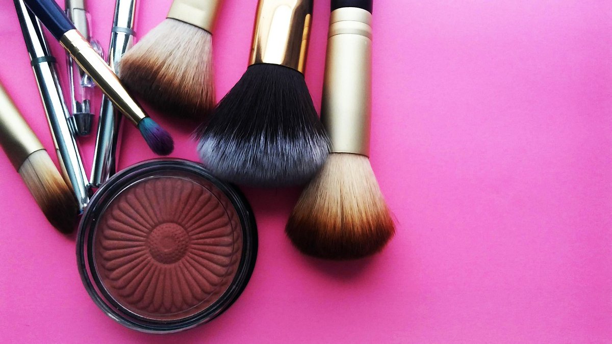 DailyDealBuster's tweet image. February 8, 2026 – Beauty &amp;amp; Cosmetic Essentials
Mix, match, and refresh your beauty routine with today’s featured finds and bonus household offers.
🔗 dailydealbusters.com/beauty-cosmeti…
#BeautyFinds #DailyDealBusters #SelfCare