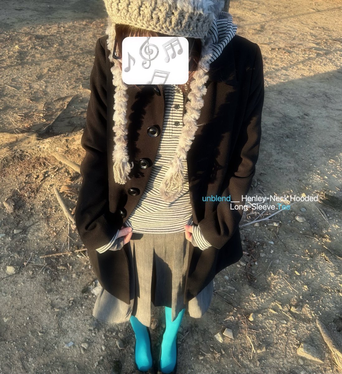 necoco__nyan's tweet image. 〔@unblend_store 〕 
unblendのフード付きロンT⸝⋆
コートと重ね着をすると上からも袖からもボーダーが見えてキュートです🐬
2/13(fri.)からzozotownで発売です☑ 
#pr #ロンt