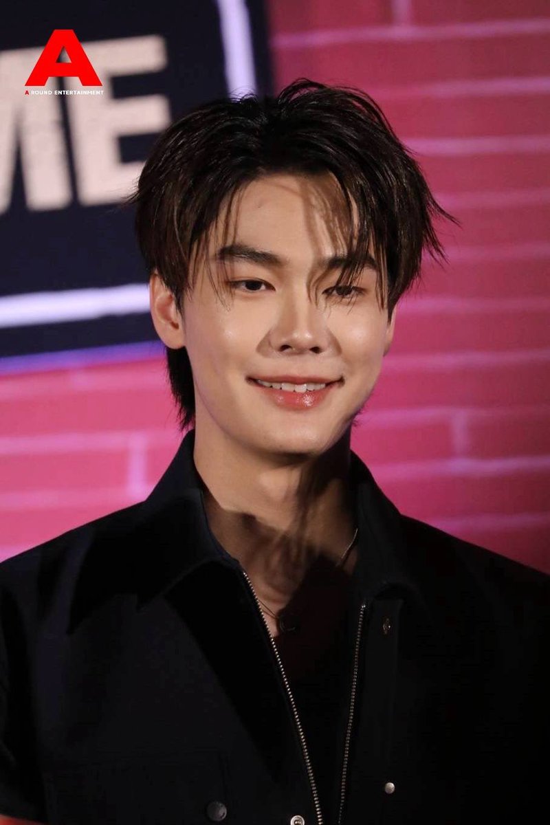 around_ent's tweet image. ช่วงสัมภาษณ์ “ดิว จิรวรรตน์” ก่อนเริ่มงาน “Burnout Syndrome Final EP Fan Meeting”

#BurnoutSyndromeSeriesFinalEP
#dew_jsu
#BurnoutSyndromeSeries