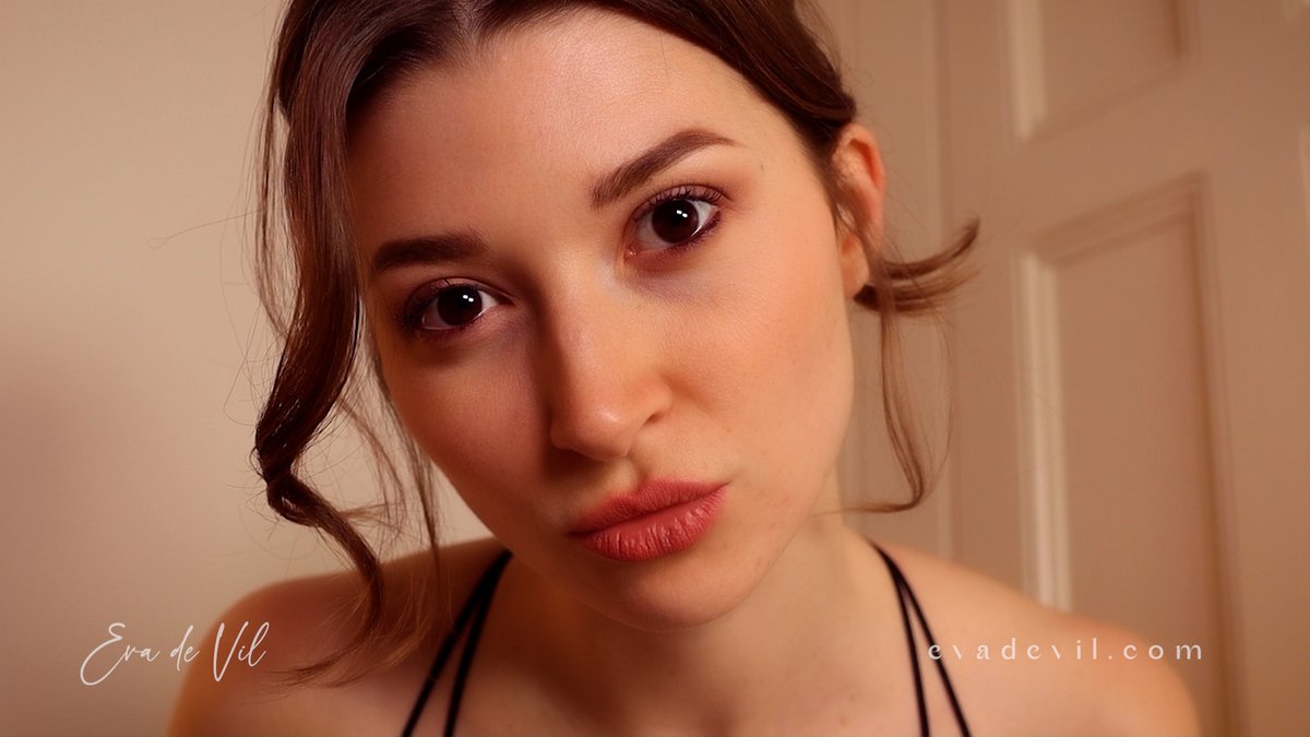TheEvaDeVil's tweet photo. Coming this weekend... My first clip release of 2026.

Be ready to fall 🖤 https://t.co/TDx82DaWyM
