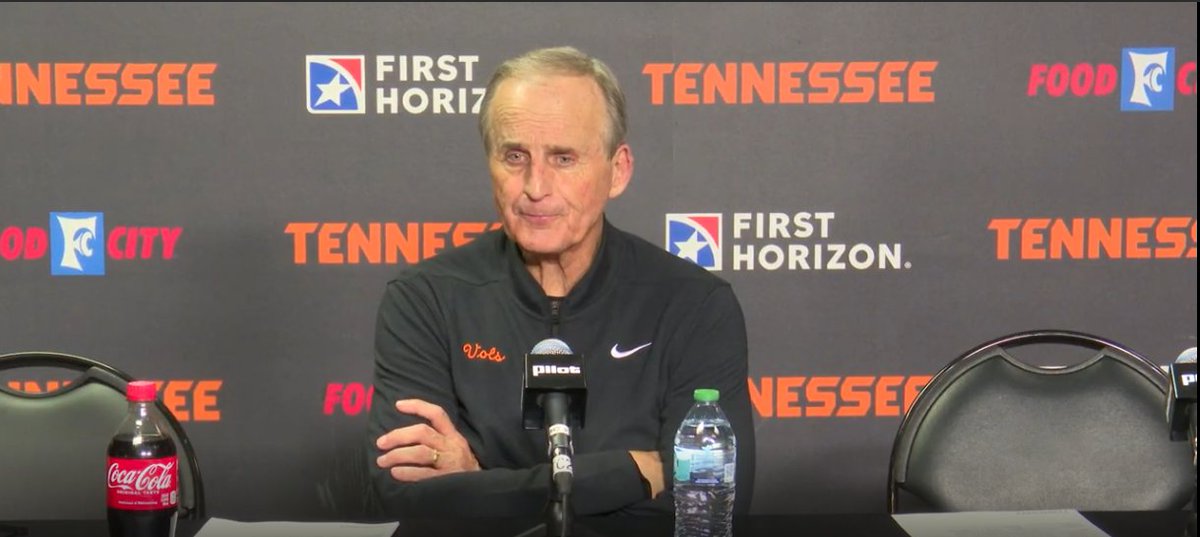 SportsAnimal991's tweet image. 🏀 UT Head Coach Rick Barnes breaks down the thrilling 84-66 win against Ole Miss! Catch all the post-game insights in his interview here: icont.ac/51dyX #UTAthletics #WinningTeam #PostGameInterview #NCAA #Basketball #RickBarnes #UTVols