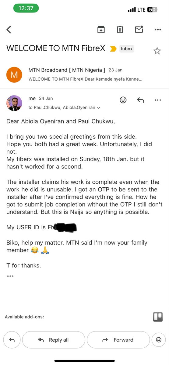 zeelz's tweet photo. . @MTN180 pls come and carry your fiberx router and give me my money back. I'm tired of calling 217 for over 2 weeks. 
Installer is clueless about what's wrong. Account managers you sent to me didn't even bother to reply my mail. How then do I contact them for support. I'm tired https://t.co/oNXHSEamUO