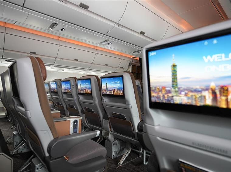 David Záveský tweet media