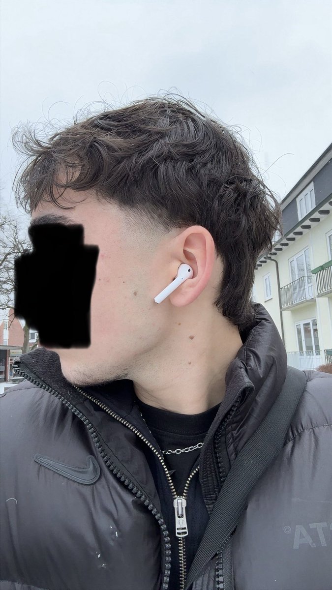 Karl. 亗 H S V 亗 tweet media