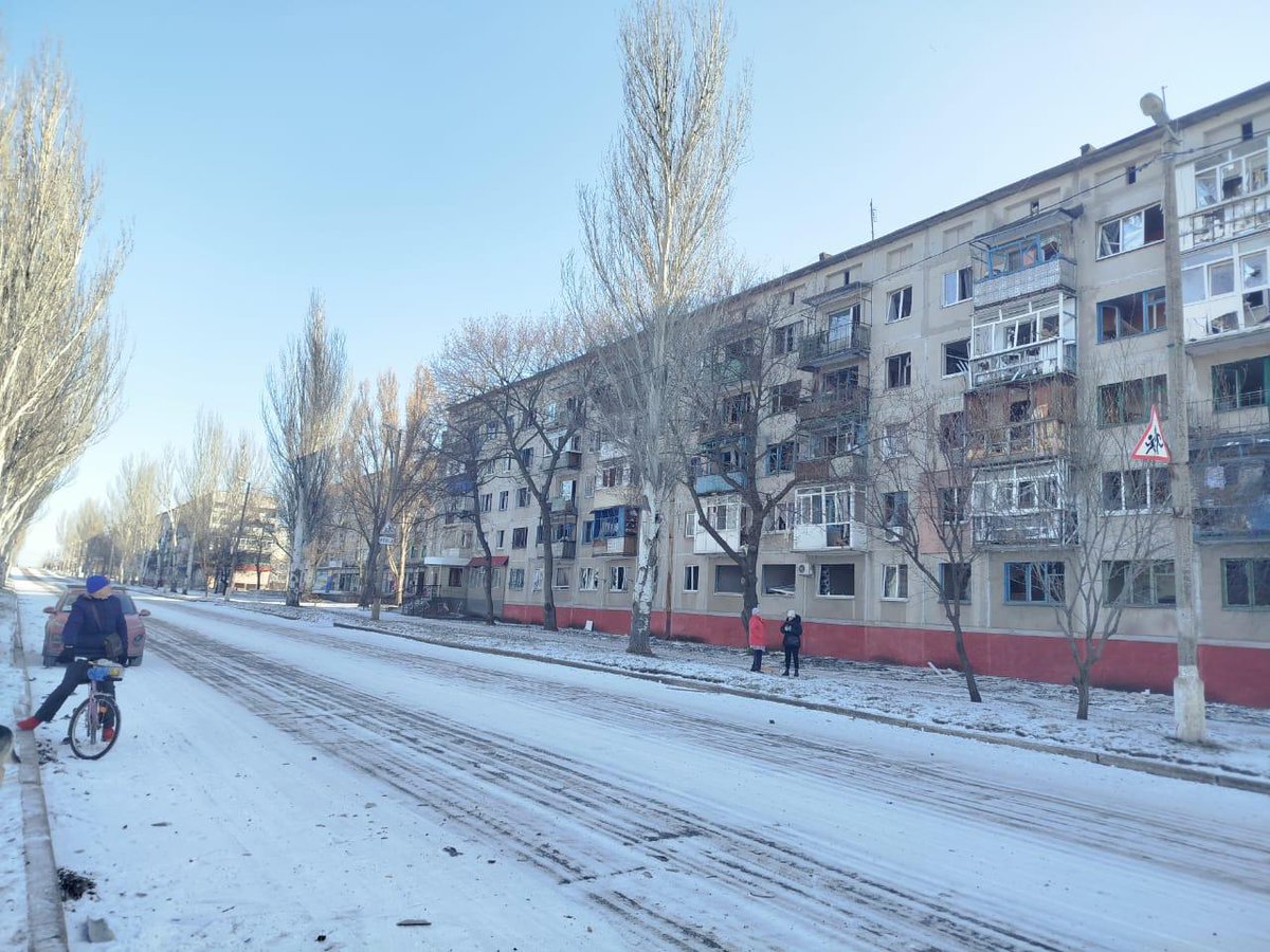 filashkin's tweet photo. At least 7 people were killed and 8 injured in today’s Russian strike on Druzhkivka. Cluster munitions hit a crowded market. This is another deliberate war crime. Emergency services are responding. The final number of victims is not yet confirmed. https://t.co/Su3I1PNuZZ