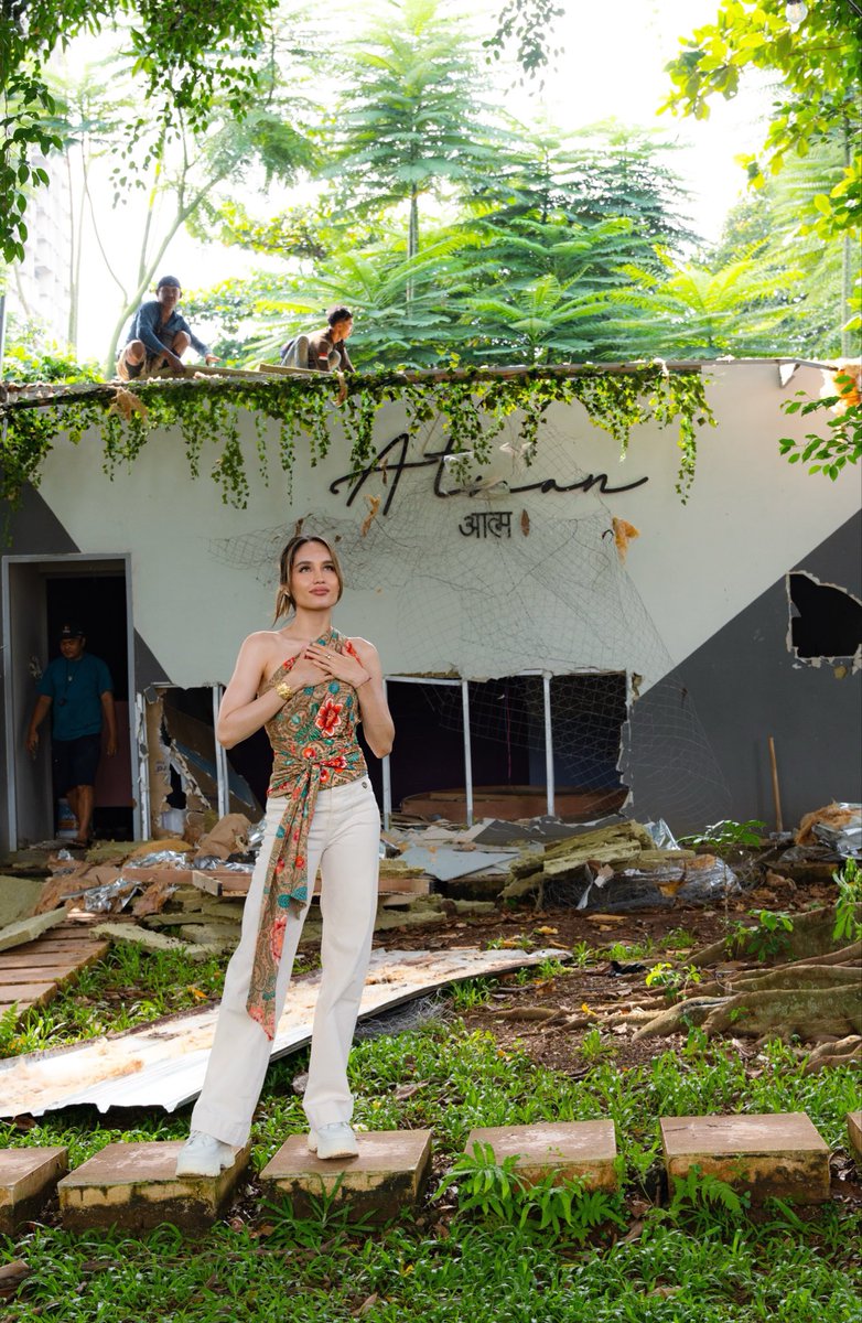 Cinta Laura Kiehl tweet media