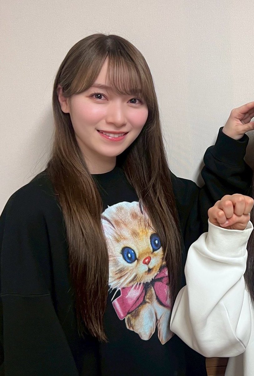 pyon🪄︎︎アイドル私服衣装特定(乃木坂┊︎櫻坂┊︎日向坂 etc) on X
