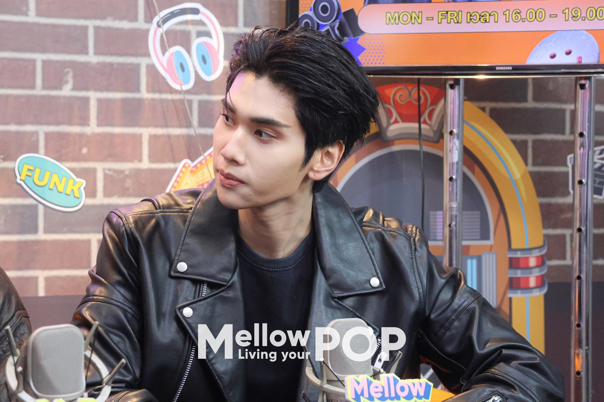 MellowPOP_TH's tweet image. ✨ Mellow POP เก็บตกภาพบรรยากาศไลฟ์ของ “Joong Dunk” กับซีรีส์เรื่อง Dare you to death ไขคดีเป็น เห็นคดีตาย
.
#MellowPOP
#DareYouToDeath
#JoongDunk