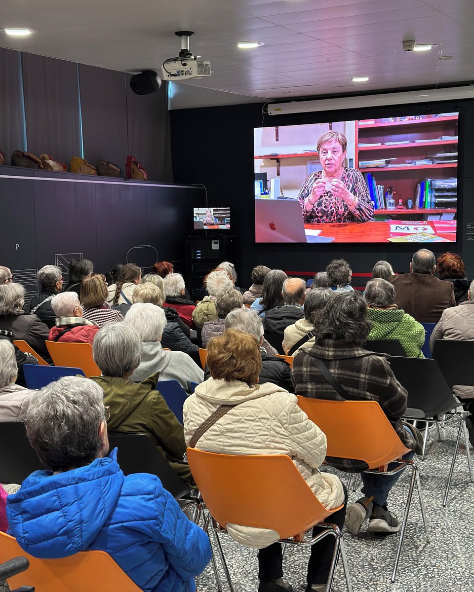 Mercat dels Encants tweet media