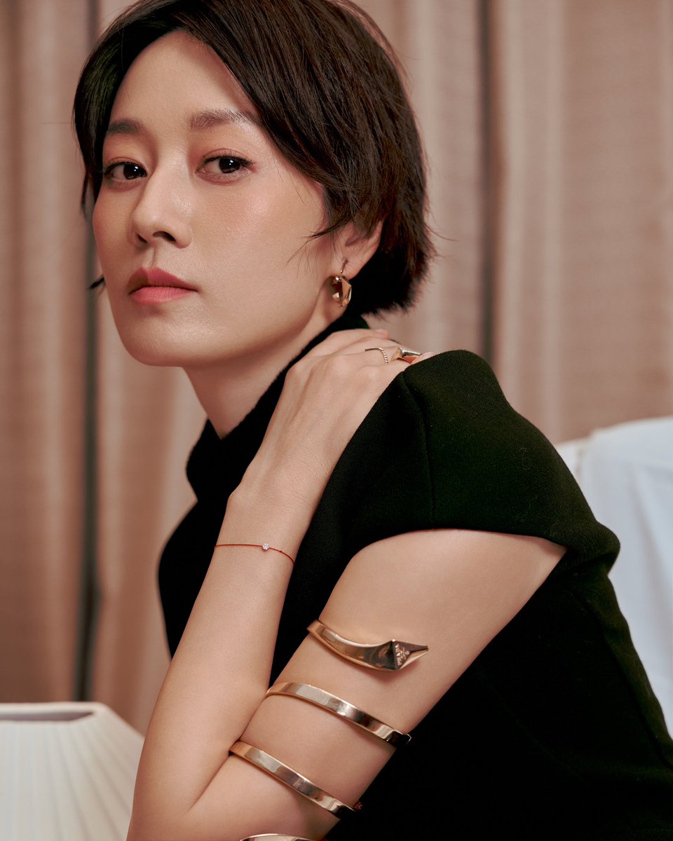 C_EntWomen's tweet photo. Daily JieJie 🖤 | #MaYili https://t.co/iAOHzX6hoP