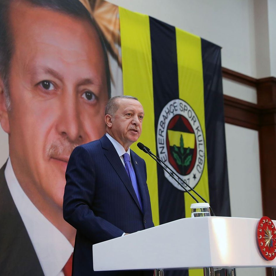 Teşekkürlerimizle Sayın. <a href="/RTErdogan/">Recep Tayyip Erdoğan</a>

<a href="/Fenerbahce/">Fenerbahçe SK</a>  💛💙