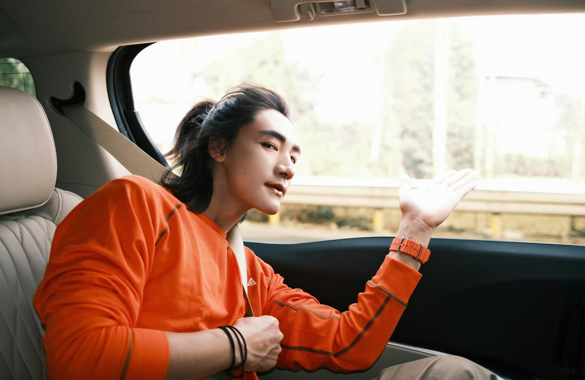 under_my_blue's tweet image. #samecolor...