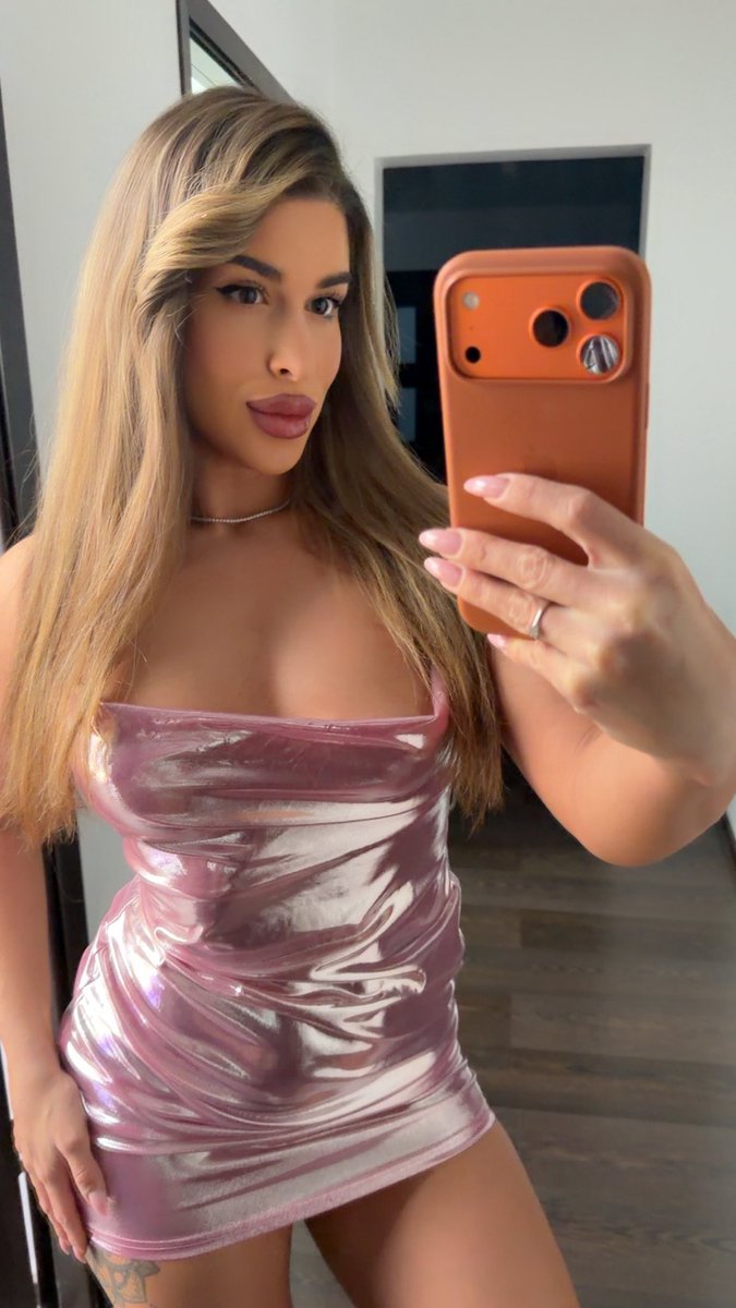 MellisaDevis tweet media