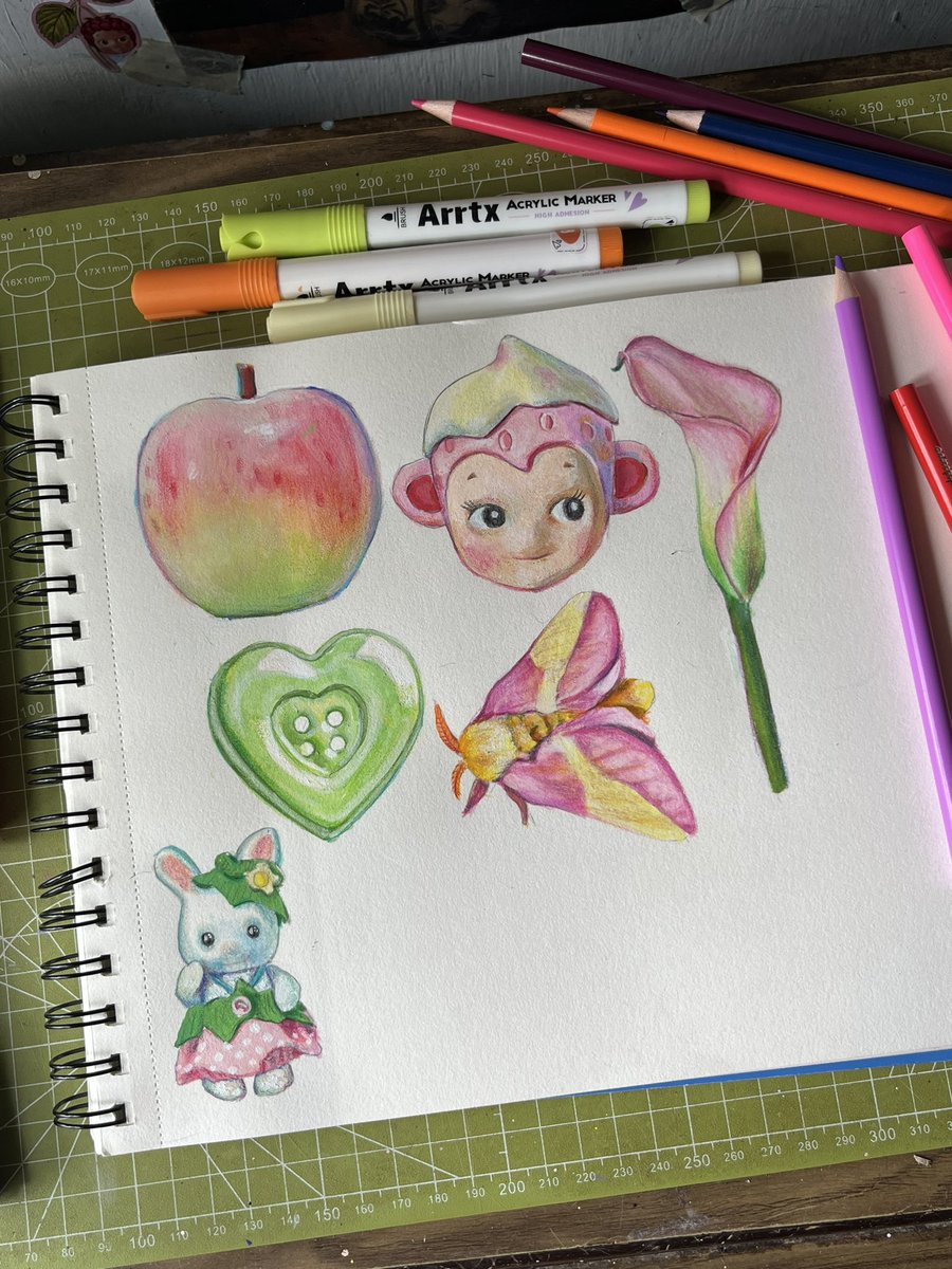 micorgiba's tweet photo. drawn with acrylic markers and colored pencils 🩷💚 https://t.co/ogdYBCdLrZ