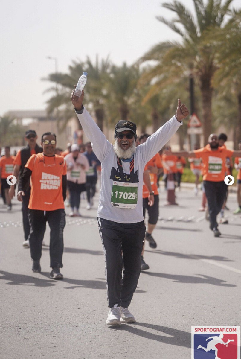 #ماراثون_الرياض_2026 لم يكن حدثاً عابراً أو فعالية رياضية عادية إنما كان مهرجاناً رياضياً جمع أكثر من 52 الف عداء من اكثر من 130 دولة ( يا بلادي واصلي ) سعدت بان اكون واحدا من كبار المواطنين السعوديين ( العمر 76 عاماً ) الذين شاركوا في هذا السباق شكرا سمو الأمير <a href="/KhaledAlwaleed/">خالد بن الوليد Khaled Alwaleed</a>