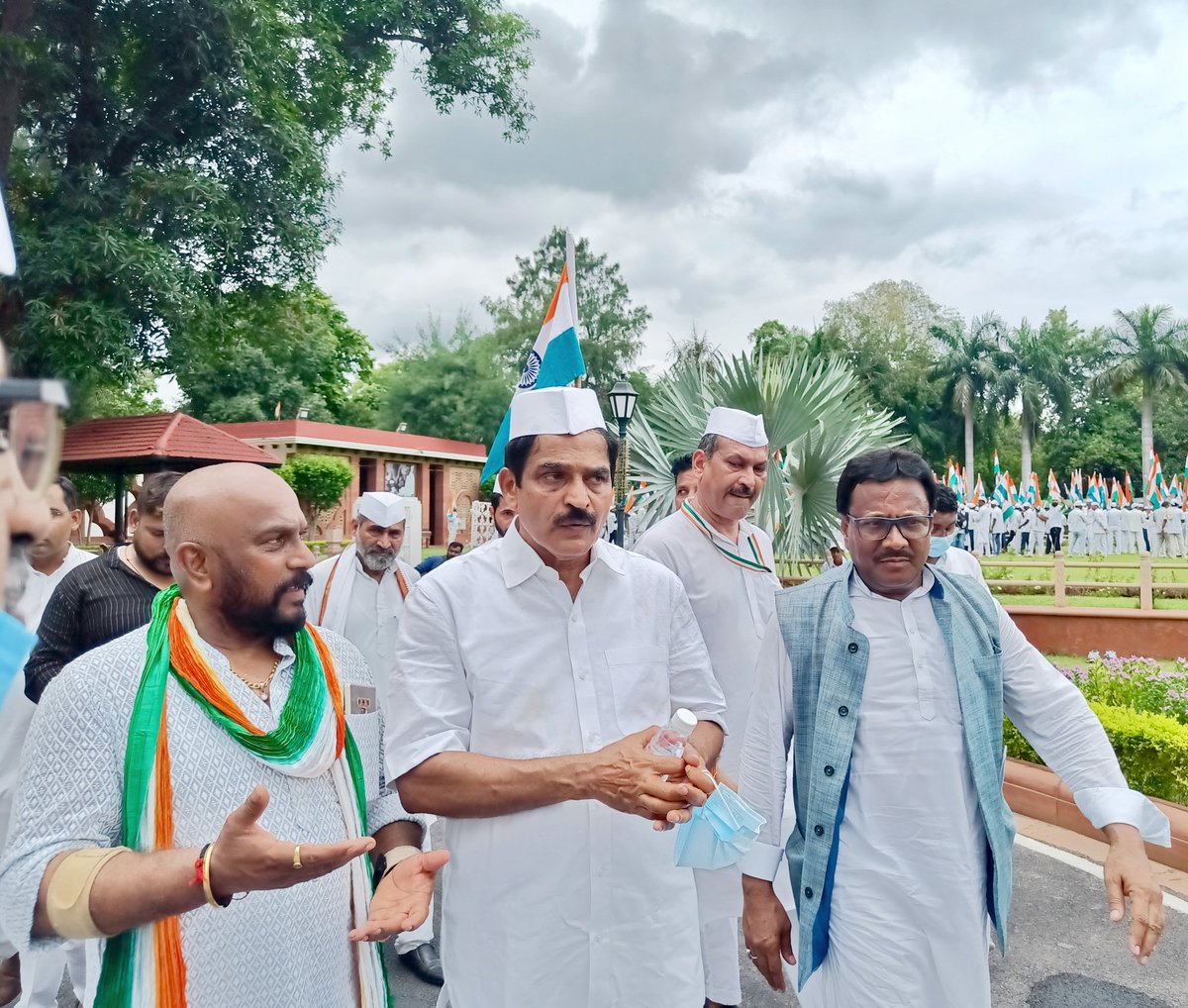 कांग्रेस के संगठन महासचिव एवं लोकसभा सांसद आदरणीय श्री <a href="/kcvenugopalmp/">K C Venugopal</a> जी को जन्मदिवस की हार्दिक बधाई एवं शुभकामनाएँ।

ईश्वर से आपके उत्तम स्वास्थ्य, सुखी एवं यशस्वी जीवन की कामना है।
