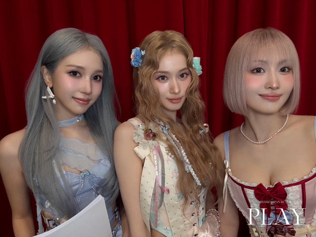 『PLAY』本日発売！
Confettiを吹かせて
✧*｡٩(ˊᗜˋ*)و✧*｡

✧MISAMO JAPAN 1st ALBUM『PLAY』✧
2026.02.04 ALBUM RELEASE
🎟️ MISAMO.lnk.to/PLAY

#MISAMO #MINA #SANA #MOMO #MISAMO_PLAY #Confetti
