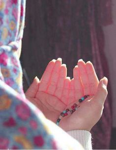 Assalamu Alaikum 

Good Afternoon Evryone 

رَبِّ اغْفِرْ وَ ارْحَمْ وَ اَنْتَ خَیْرُ الرّٰحِمِیْنَ ۝

اے میرے رب! بخش دے اور رحم فرما اور تو رحم کرنے والوں میں بہترین ہے۔۔

ऐ मेरे रब: मुझे बख़्श दे और मुझ पर रहम फ़रमा, और तू रहम करने वालों में सबसे बेहतरीन है।🤲🏻