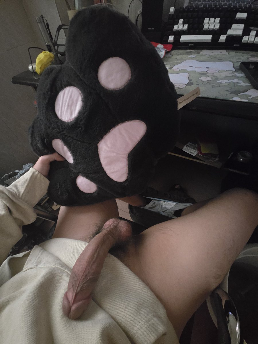 过期男大 tweet media