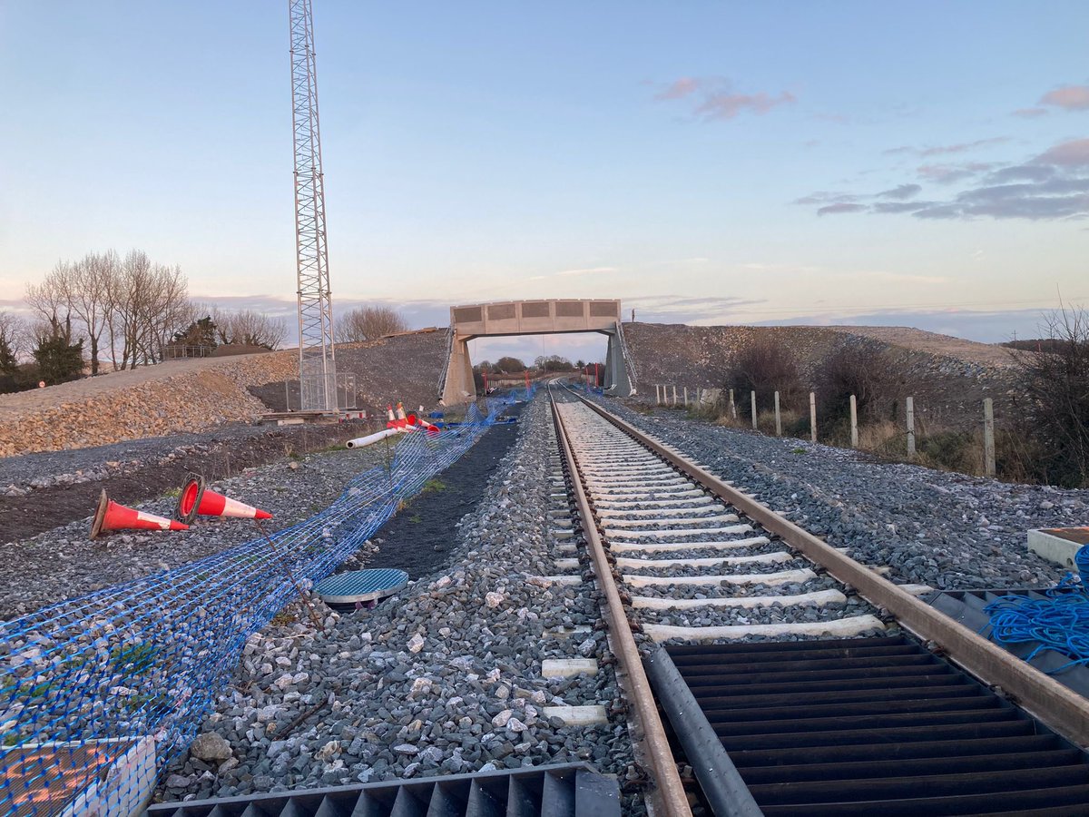 West=On=Track tweet media