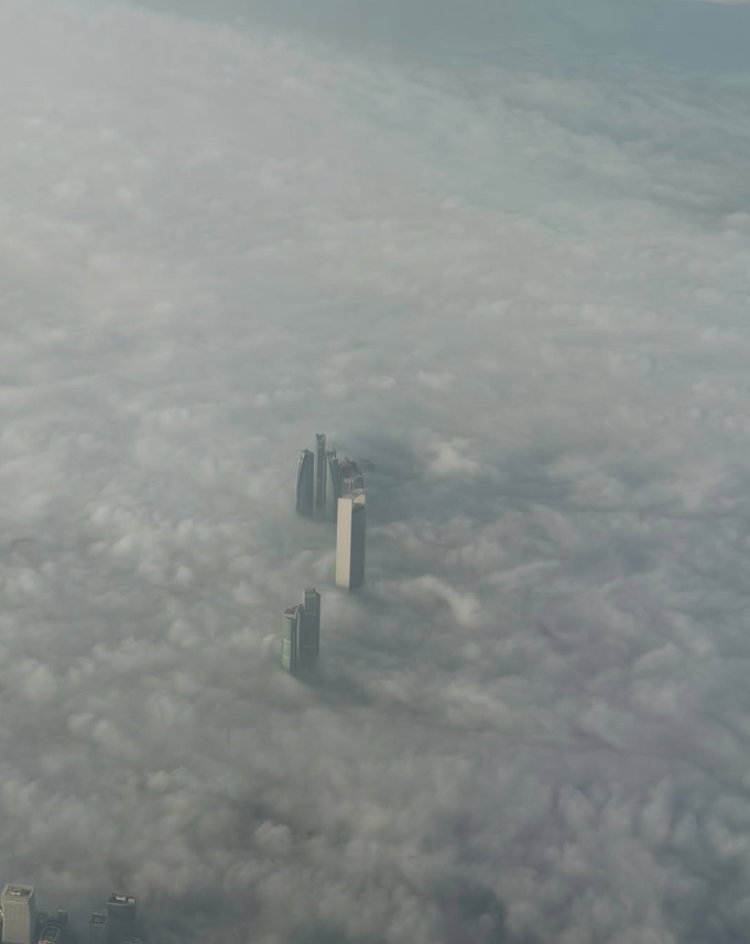 كيريل دميترييف، المبعوث الخاص للرئيس الروسي فلاديمير بوتين، ينشر صورة على حسابه بموقع إنستغرام من سماء أبوظبي، التي تستضيف جولة جديدة من المفاوضات الروسية الأوكرانية بوساطة أمريكية 