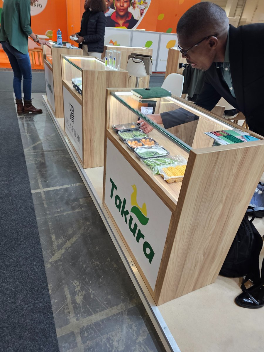 eBusiness Weekly tweet media