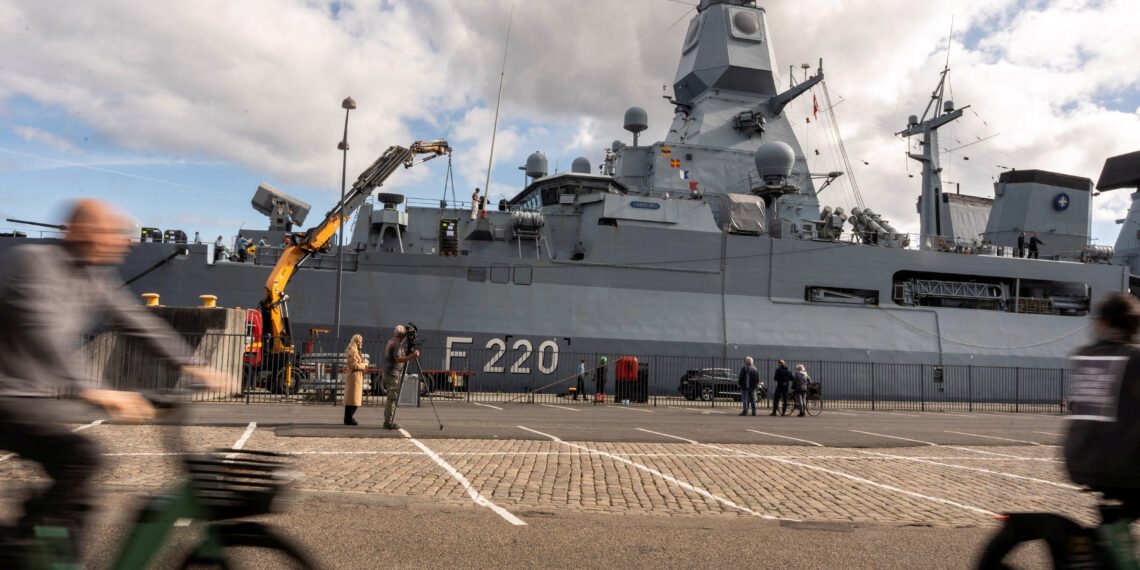 🚨🇩🇪🇬🇷🇷🇴 BREAKING: German police arrested two port workers—a 37-year-old Romanian and a 54-year-old Greek—over an alleged attempt to sabotage German Navy corvettes at the Port of Hamburg in 2025.

Including actions such as placing abrasive material in engines, damaging water and