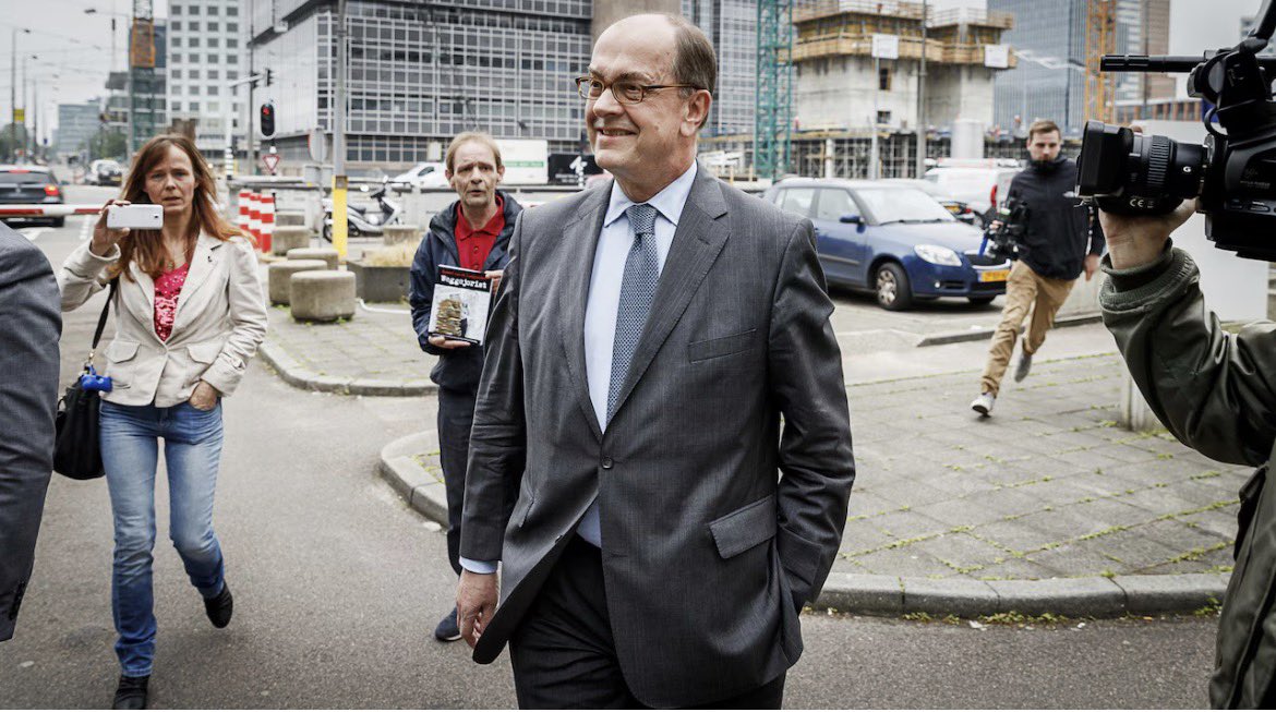 NihatTopalakci's tweet image. 💥 ŞİMDİ OLAYA BAKIN

"Hollanda Adalet Bak. Gn. Sek. Joris Demmink 1996'da Türkiye'ye gelir
Joris Demmink'in talebi ile, dönemin Adalet Bakanı Mehmet Ağar Sulukule'den 11-12 yaşında 2 erkek çocuk ayarlar
Demmink bu 2 çocuğa tecavüz eder"

🔺Gelen Hollanda Adalet bakanlığından,…