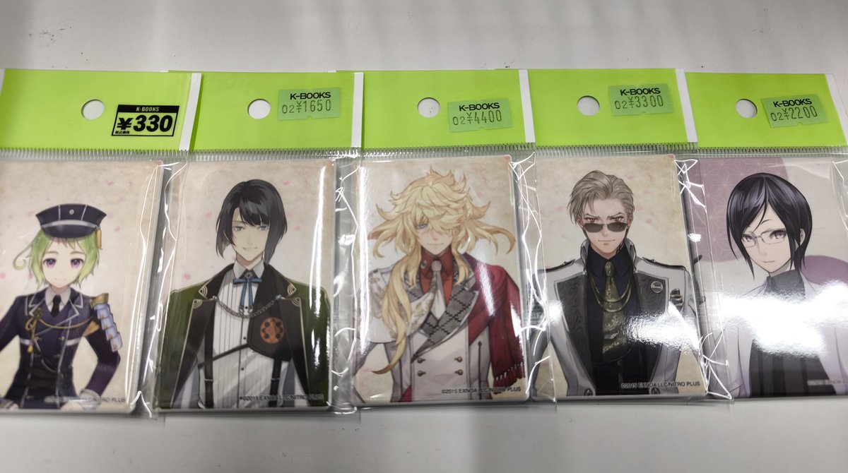 入荷情報】 刀剣乱舞 とうらぶ スクエア缶バッジ 二周年記念祝画 へし