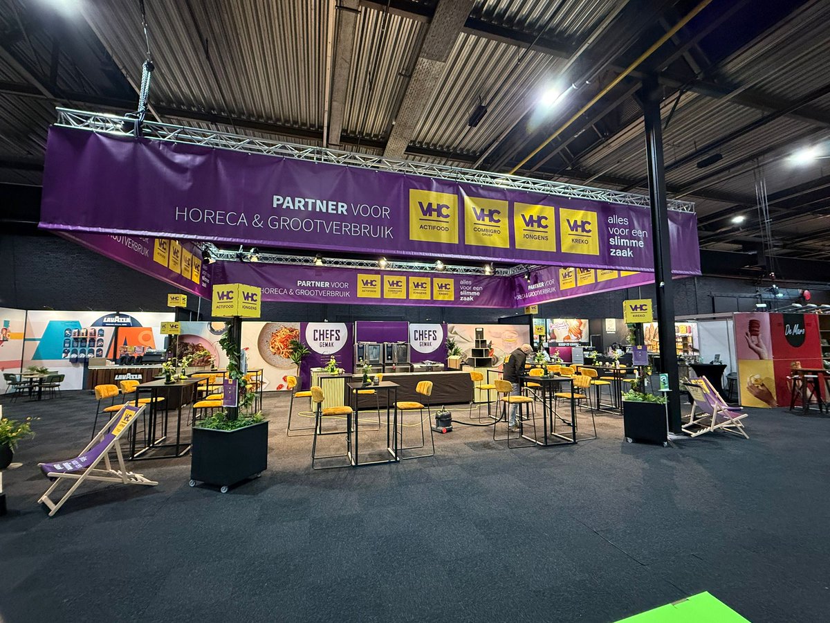 Wees welkom voor een overheerlijke kop koffie op de horecabeurs in Hardenberg , ook vandaag als laatste dag !!