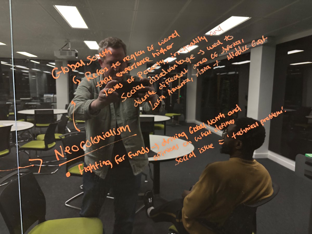 DrChrisMackintosh tweet media