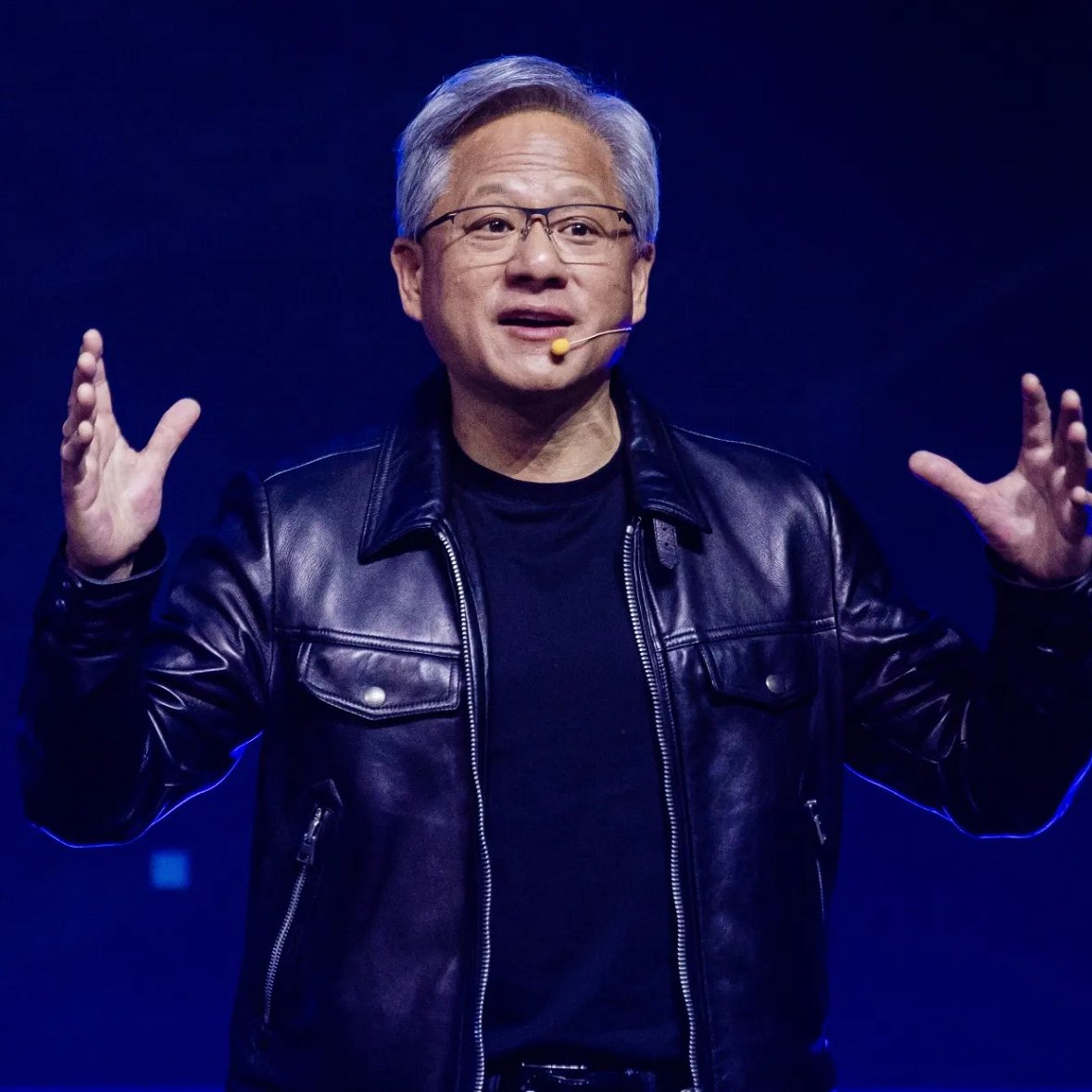 Coinvo's tweet image. BRAKING: Nvidia CEO Jensen Huang calls it "illogical" to think AI will replace software and related tools.