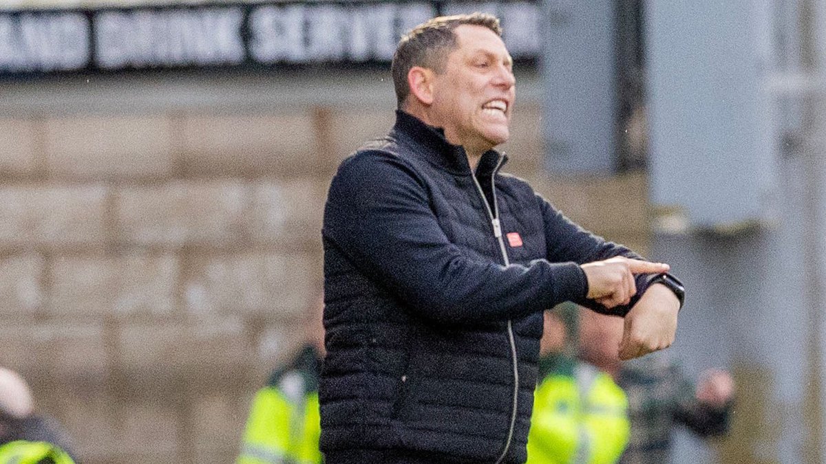 RFC Latest tweet media