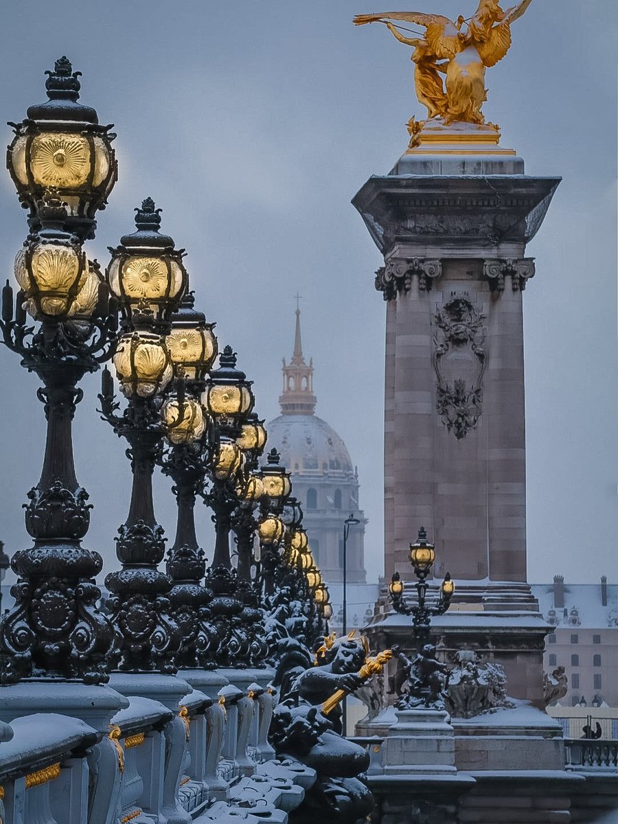 MissCelaneaOne's tweet photo. París https://t.co/5Vro236LZ6