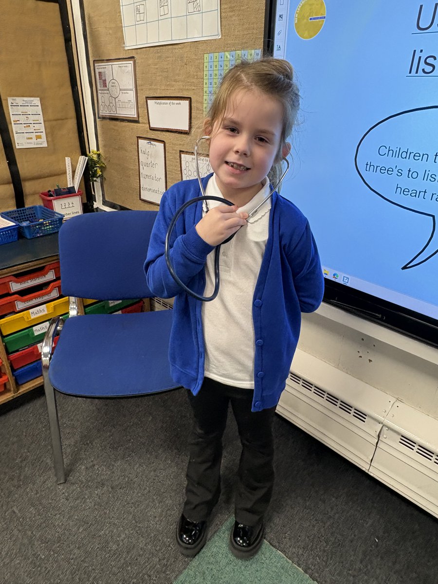 Rowena Academy tweet media