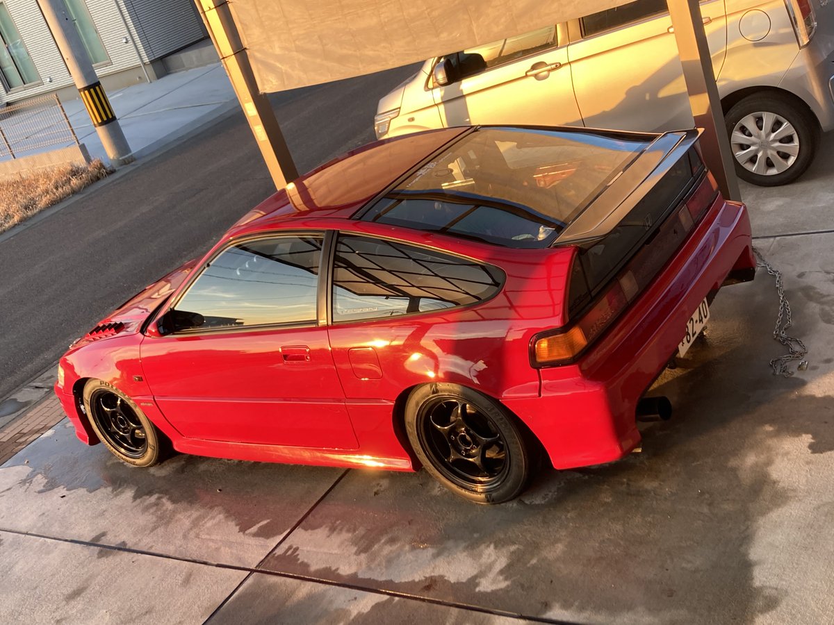 たとゆ tweet media