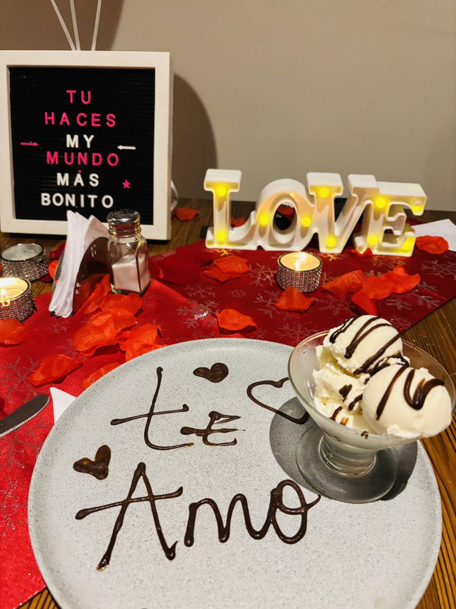 bleidydanitza's tweet photo. Mi esposo un día cualquiera🥰 https://t.co/lutP4CmJGb