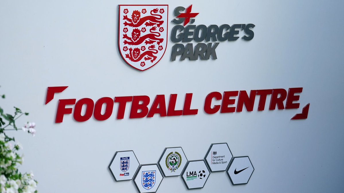 CastlefordAcad's tweet image. 🚐⚽ Our Deaf Base pupils are off to St George’s Park today for a fantastic day of football!
Wishing the team the very best of luck — go out there, play with pride, and enjoy every moment! 🙌💙⚽ #InclusionMatters #GoTeam #Proud @CastlefordTrust