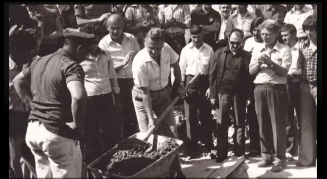 TÜRK sanayinin duayeni 
İLHAMİ GAMGAM beyi Vefatının Yıl Dönümünde Rahmet ve Dualarla Anıyoruz. Mekanın cennet olsun.