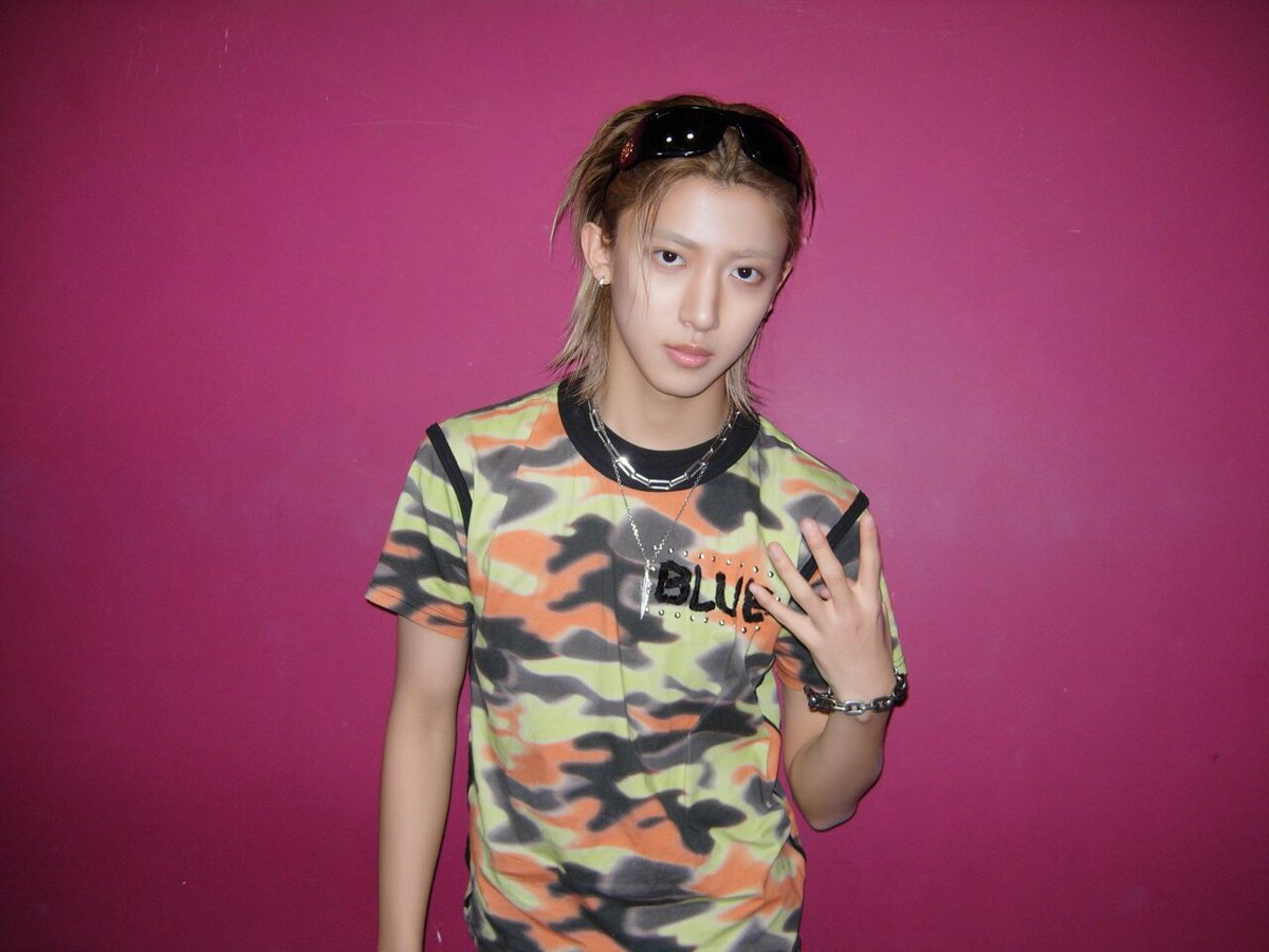 selfolssi ♤ tweet media