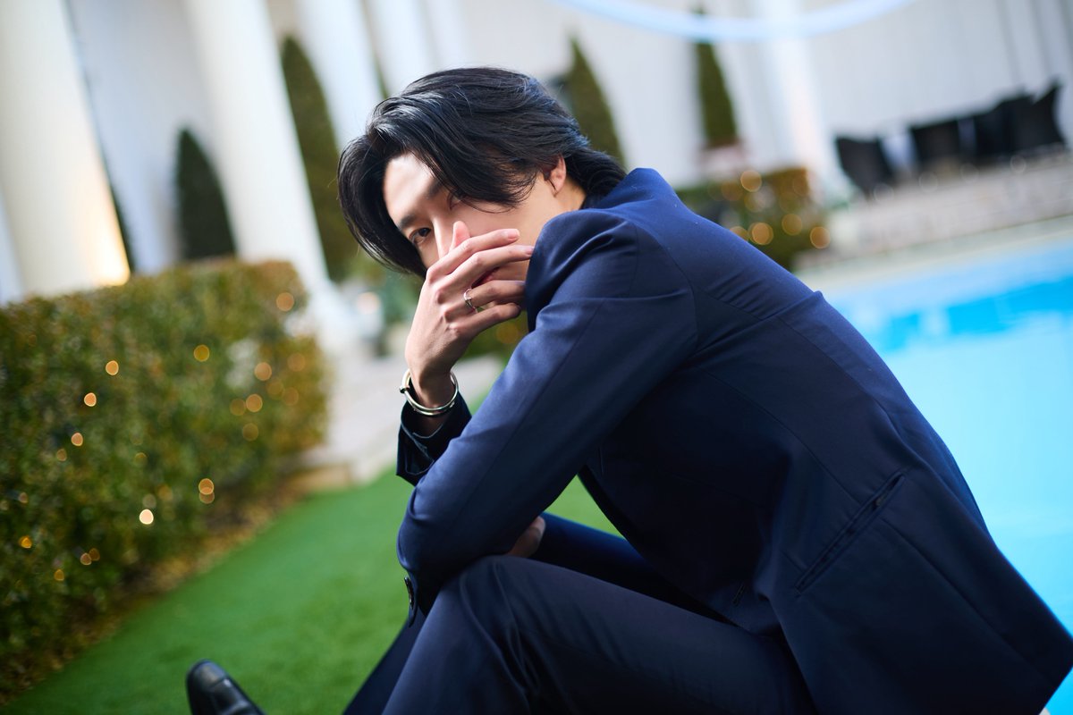 ◢◤￣￣￣￣￣￣￣￣￣
     𝟐𝟎𝟐𝟓 𝐀𝐧𝐧𝐮𝐚𝐥
     𝐒𝐚𝐥𝐞𝐬 𝐑𝐚𝐧𝐤𝐞𝐫
＿＿＿＿＿＿＿＿＿◢◤

𝐂𝐑𝐀𝐙𝐘 𝐆𝐑𝐎𝐔𝐏 
𝟐𝟎𝟐𝟓年 年間売上𝐍𝐨.𝟗

神木 アヤト 総支配人 / 𝐋𝐈𝐏𝐒
( <a href="/lips_ayato/">神木アヤト　顔出しNG</a> )