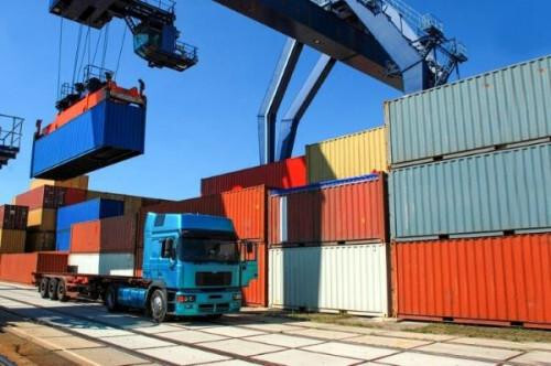 Importations : autos, acier et intrants agricoles propulsent les arrivages chinois, +25 % à 226,8 milliards de FCFA investiraucameroun.com/gestion-publiq…