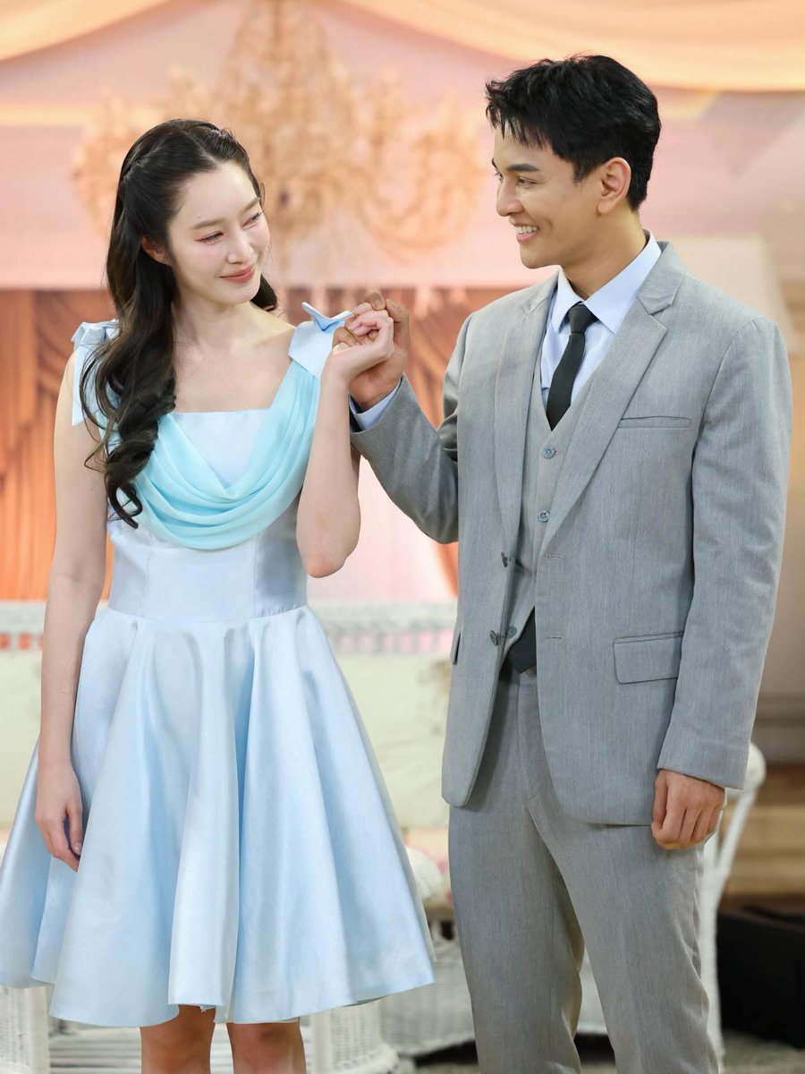 พี่ประสาทกับน้องมลฤดี😄 บุญตามากได้อะไรที่ไม่เคยเห็น😄

#4โพดําxฐิสา 
#กันฐิสา