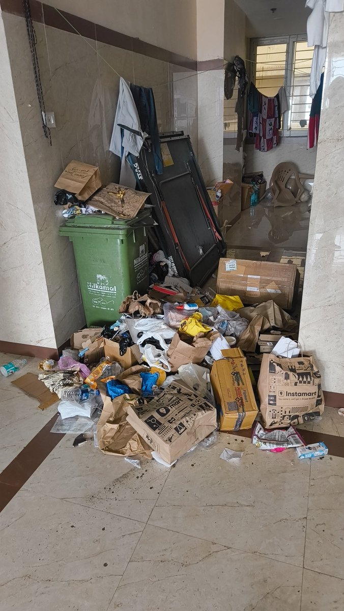 crown and chords tweet media