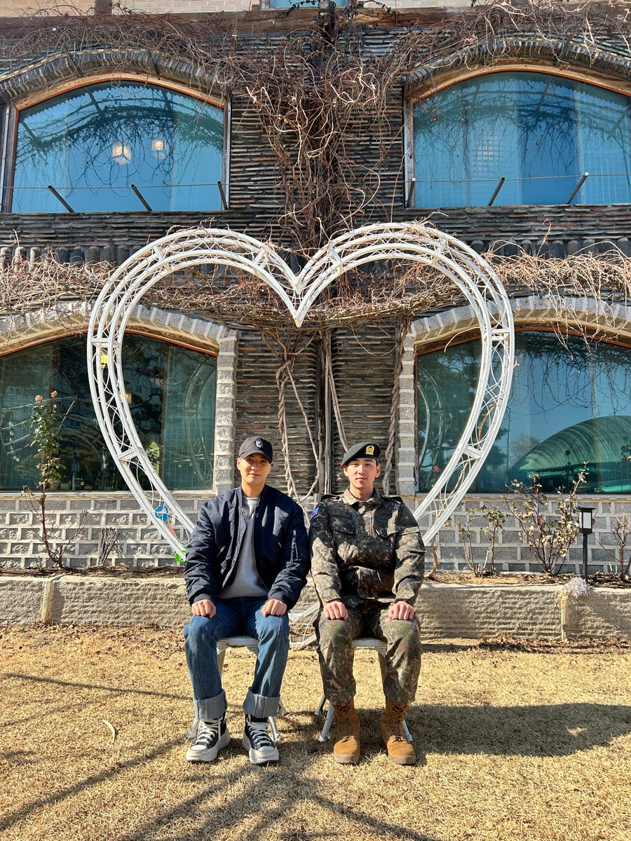 this_is_baekho_'s tweet image. [#B_hind]
2026.02.04.
#충성

#백호 #강동호 #BAEKHO #KANGDONGHO #NUEST #JR #김종현