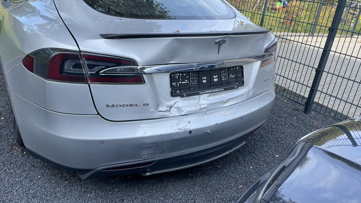 Warum sind #tesla auf dem letzen Platz der @tüv Statistik? Dieses Video erklärt warum sie da nicht hingehören. #doctesla 

youtu.be/puSqVzAU7Ak?si…