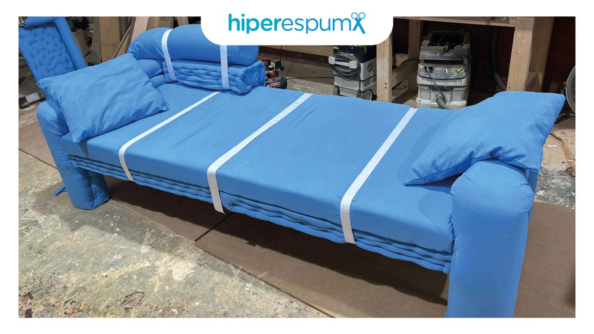hiperespuma's tweet photo. 🛋️ Sofá azul de espuma D-25 para escenografía: ligero, resistente y fácil de mover. Ideal para escenarios, platós, eventos y rodajes.
👉 https://t.co/51ng9qxVqh
#Hiperespuma #EspumaD25 #Atrezo #Escenografía #Teatro https://t.co/ycWDbNnVrx